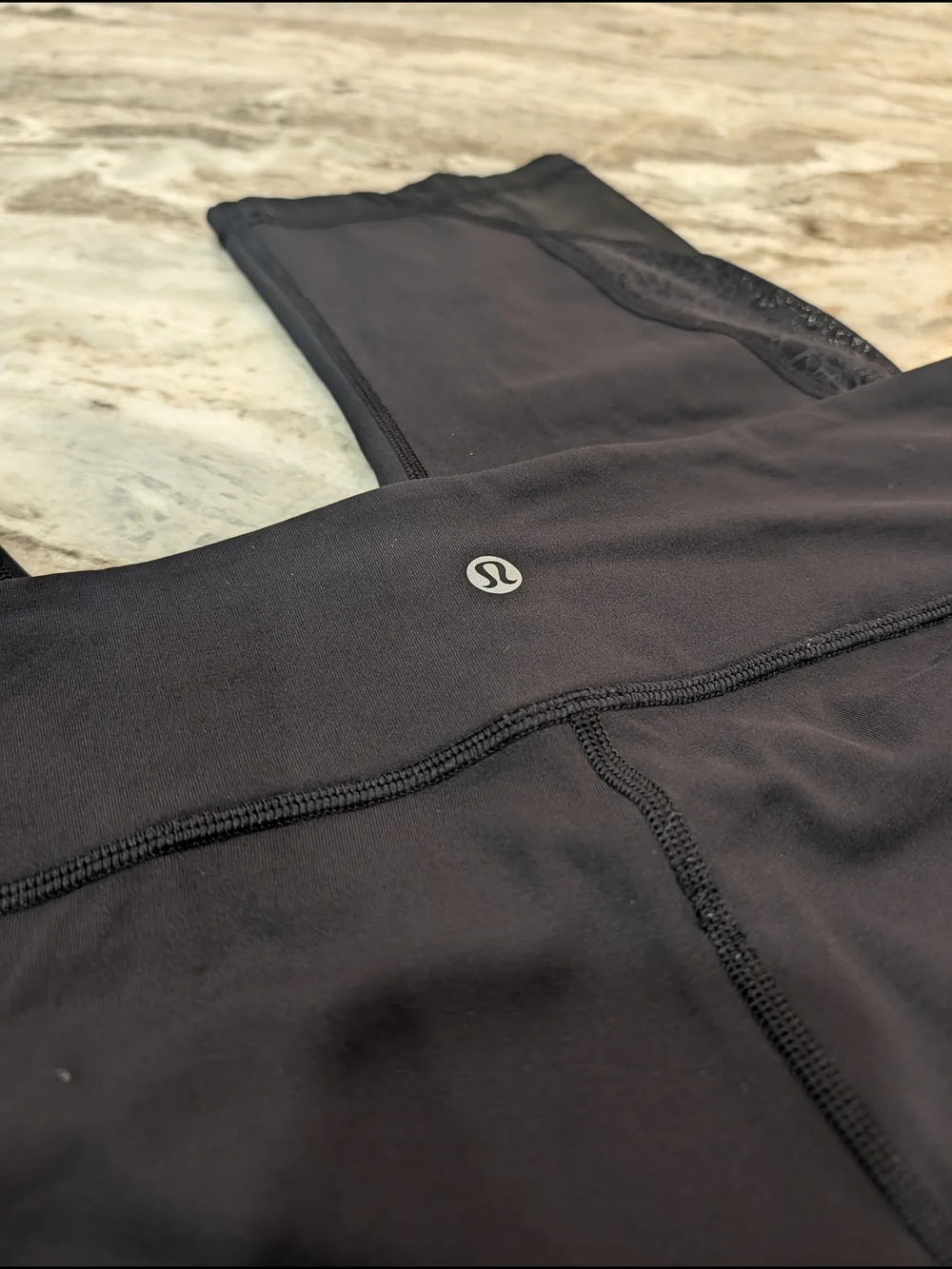 Lululemon Cropped Leggings - Picture 5 of 6